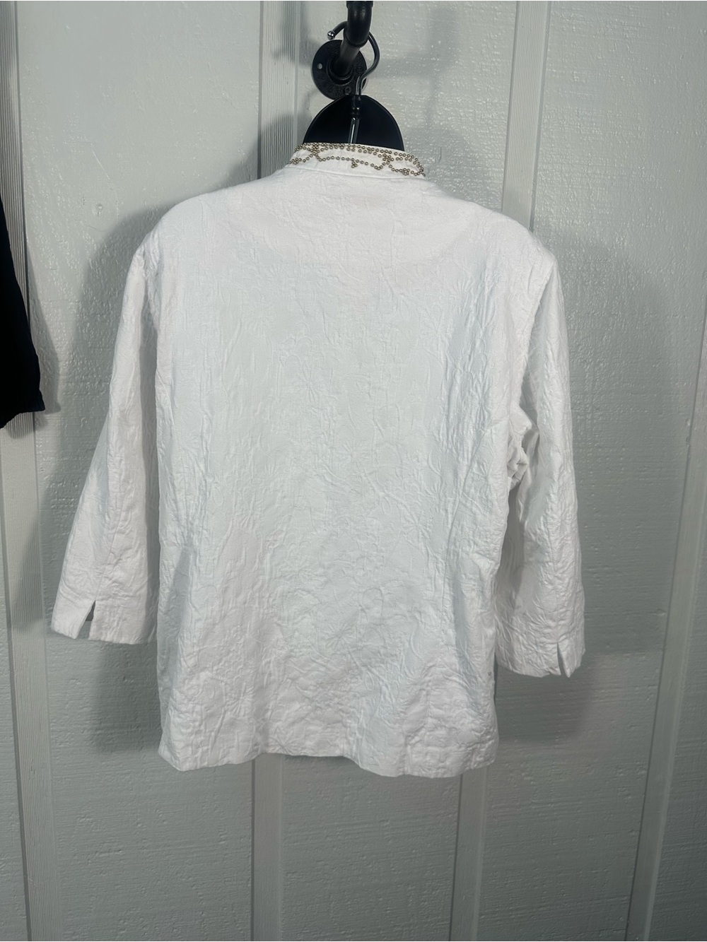 Chicos White Gold Beaded Blazer Size 2/L EUC - Picture 6 of 9